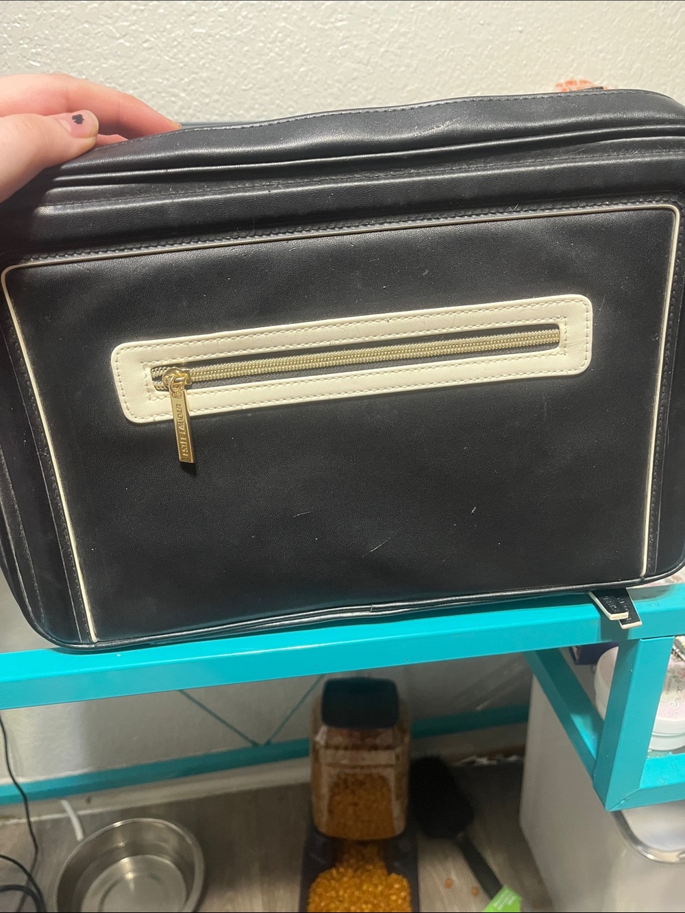 Black and Cream Travel Toiletry Bag - Classic Design